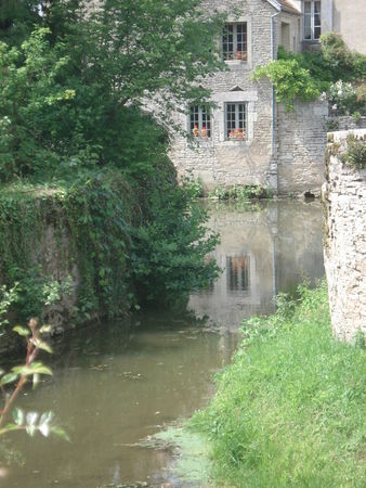 Noyers1