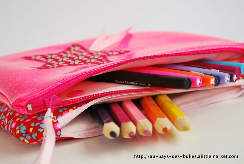 Double-trousse rose paillettes 14