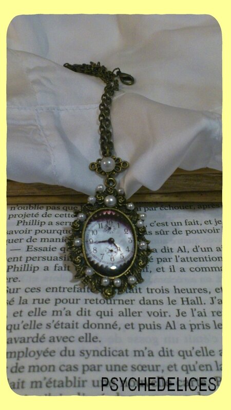 collier-sautoir-horloge-le-temps-des-perle-5481799-696-55616_big