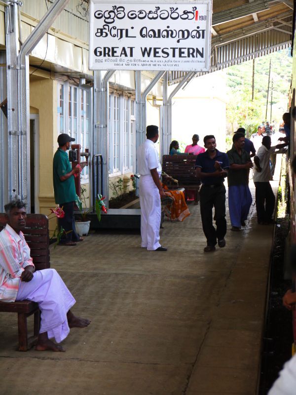 Sri Lanka train 6