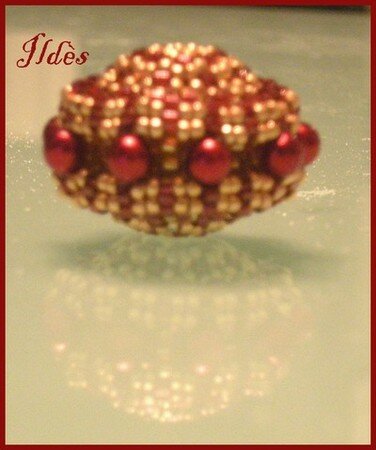 beaded_bead_carrousel_rouge_3