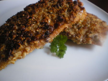 Saumon pané aux noisettes recettes Ghoribas cacahuètes et noisettes