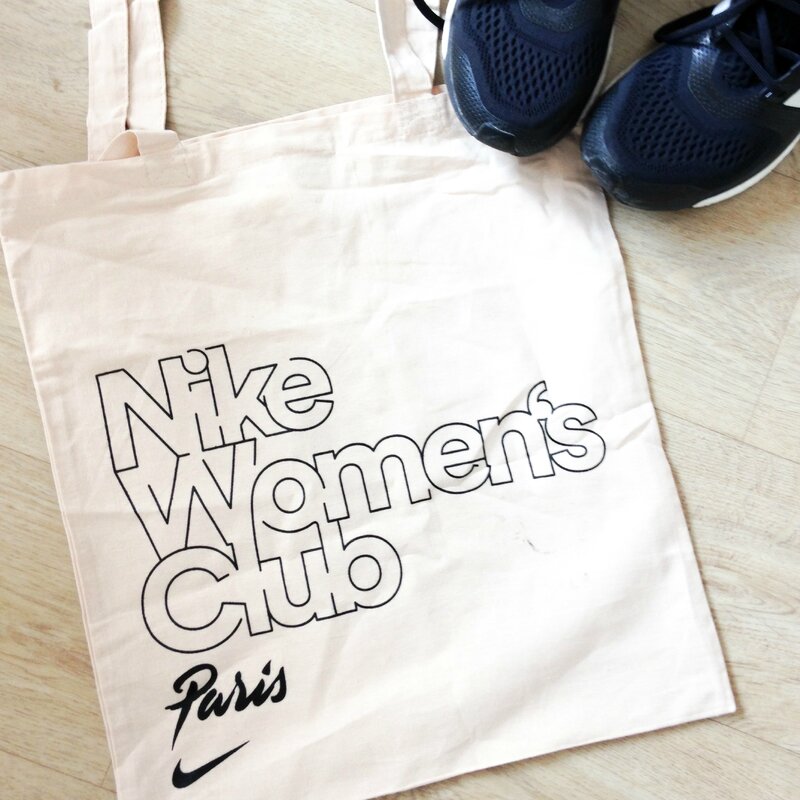 nike women club molitor-5