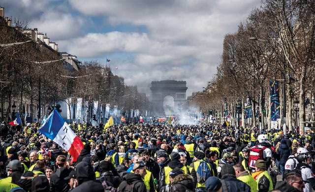 manifestation-gilets-jaunes-Paris-copy_1