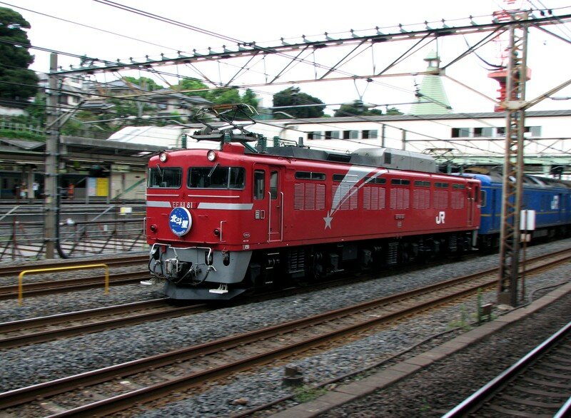 Hokutosei (EF 81 81) Nippori