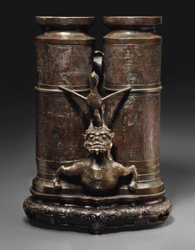 2014_NYR_02872_1041_000(a_rare_large_archaistic_gold_and_silver-inlaid_bronze_champion_vase_mi)