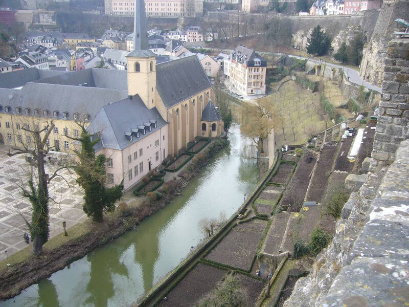 Luxembourg (49)