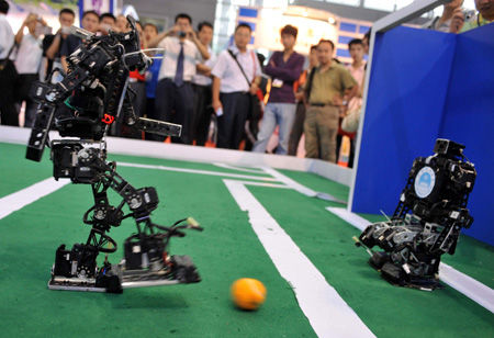 Les_robots_jouant_au_football
