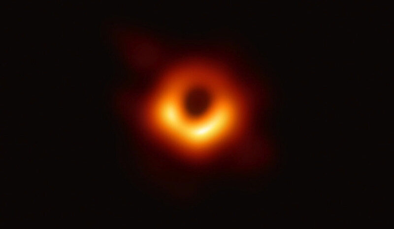 photographie d'un Trou noir Event Horizon Trou noir M87 Telescope