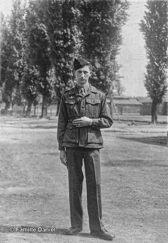 François Daniel 22-05- 1949 ALG