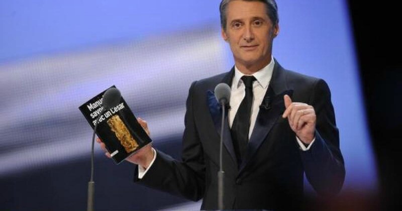 antoine-de-caunes-cesars-2011-presentation-image-436087-article-fb