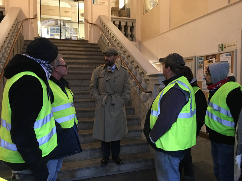 David Nicolas_maire_gilets jaunes_Avranches_audience_rencontre_Hôtel de ville_2018