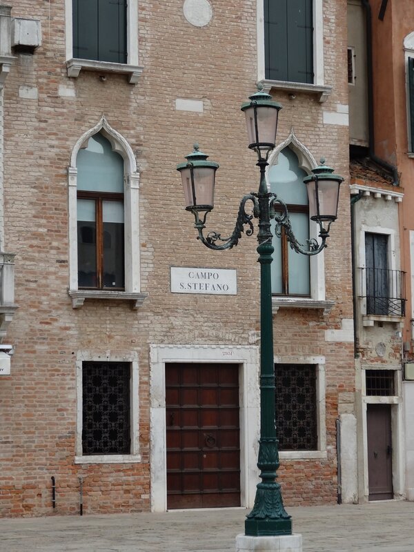 Venise - Campo San Stefano - Quartier San Marco