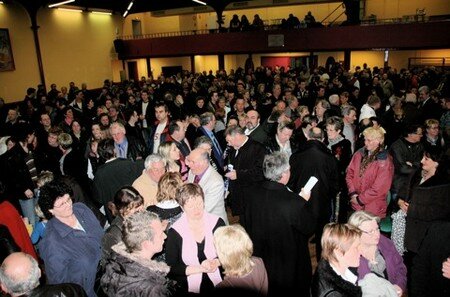 MUNICIPALES_08_Eden_salle