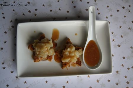 Etoiles de pain d’épices aux fruits, caramel de coriandre – Stelle di pan speziato alla frutta, caramello di coriandolo