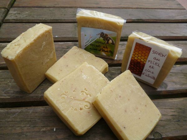savon à la cire d'abeille