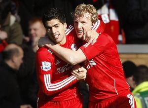 suarez_et_kuyt_ont_chavire_anfield