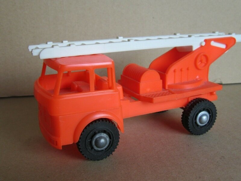 JB 00724