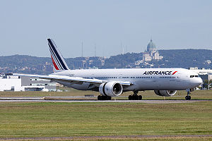 300px_AirFrance_Boeing777_300ER_YUL_2009