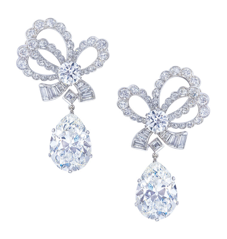 2019_GNV_17436_0244_000(mid-20th_century_diamond_earrings_van_cleef_arpels_d6231968)