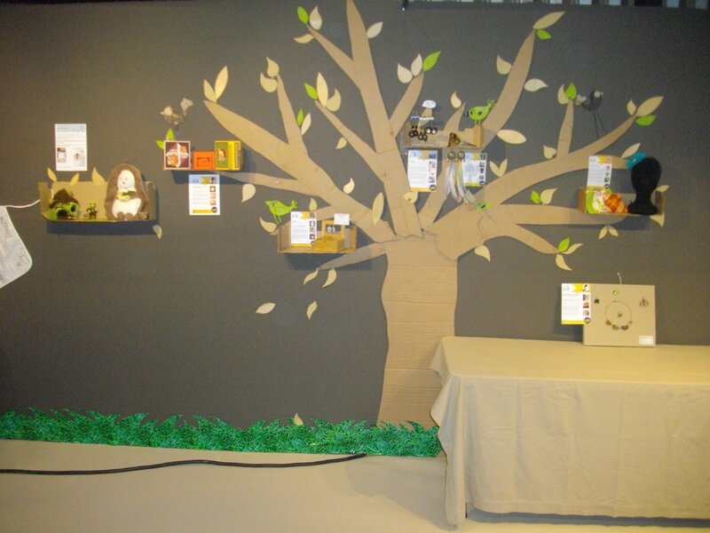 arbre-carton-décoration-creativa-nantes-stand-association