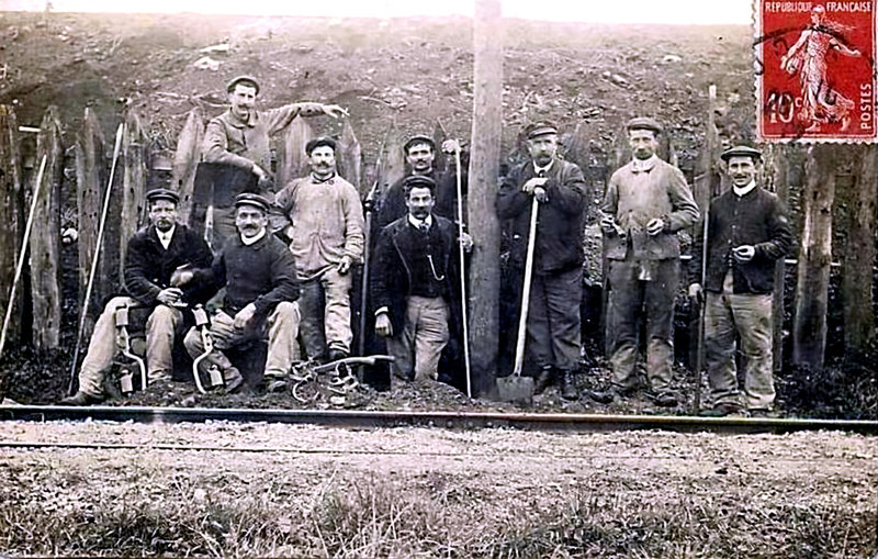 Ouvriers voie ferrée