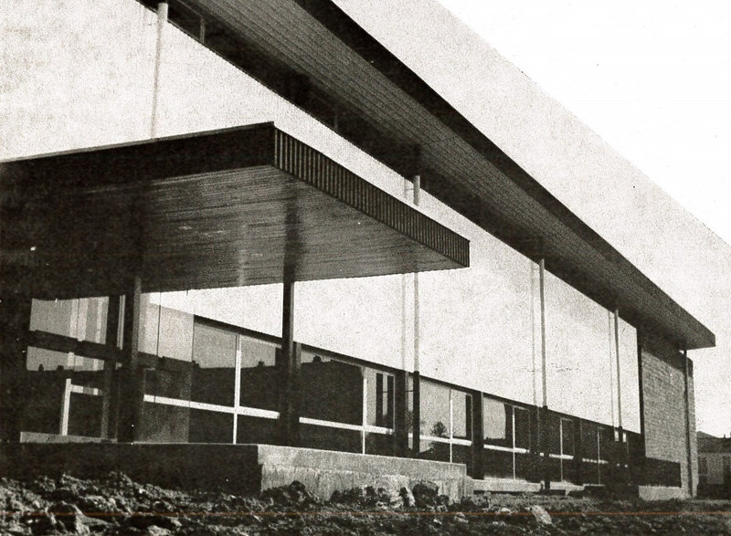 RM 6 Juin 1967 p32R Gymnase Résidences