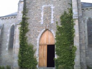 Pont_Scorff___entr_e_de_l__glise