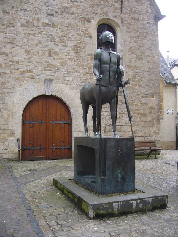 Luxembourg (54)