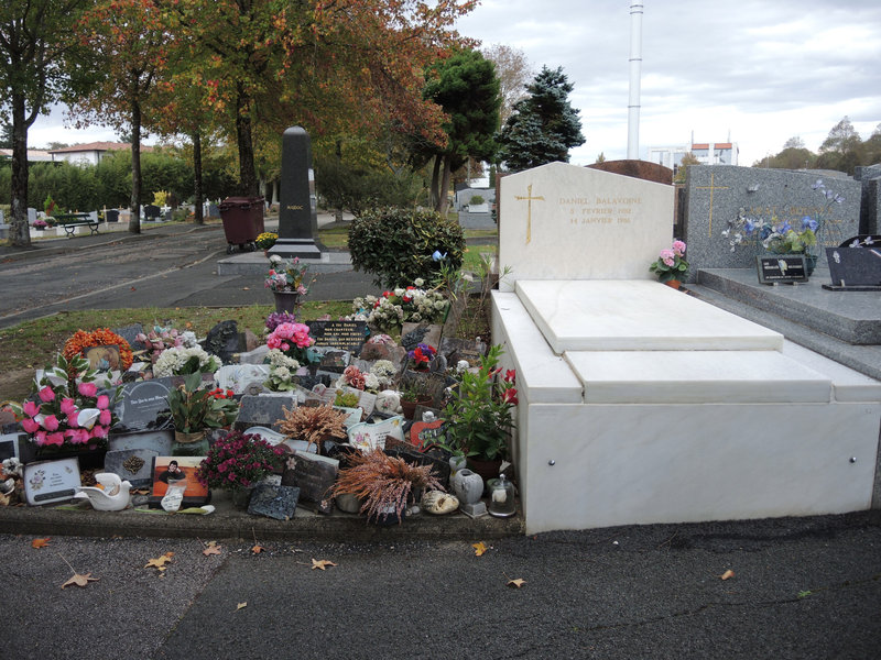 Biarritz, cimetière Ranquine, tombe Balavoine (64)