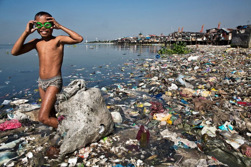 environnement-pollution-9-ocean-plastique-810x540