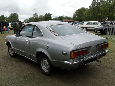 MAZDA 818 Deluxe Coupe 1972 a 1979 Retro Meus Auto Madine 2011 2