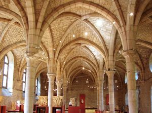 Dijon_Saint_B_nigne_Dortoir_3