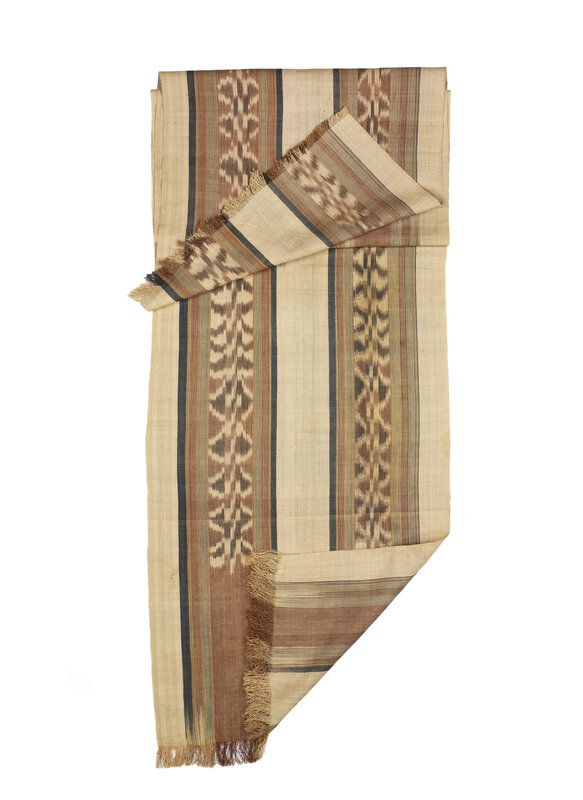 Textile malgache ikat en raphia