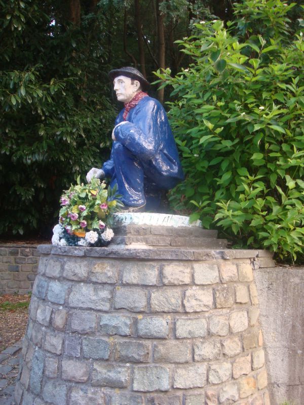 Frameries - Agrappe statue mineur