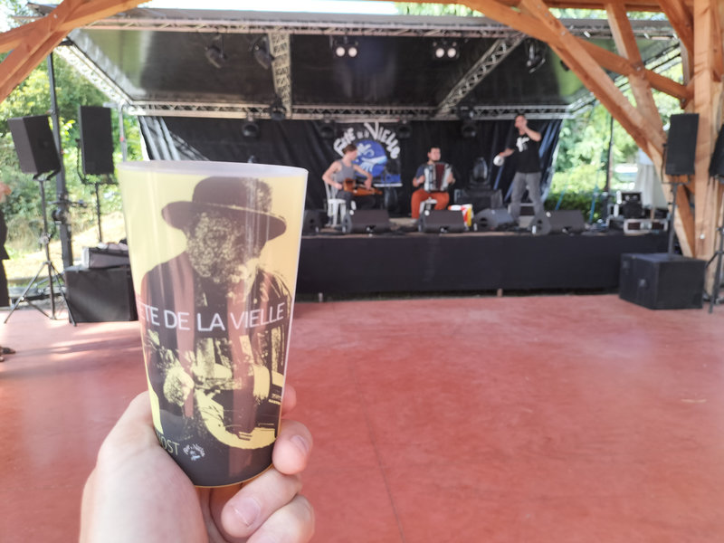 Anost, Fête de la Vielle 2021, bière (71)