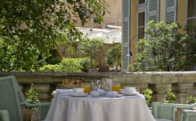 j'ai adoré ! l'ambiance terrasse le soir (6)