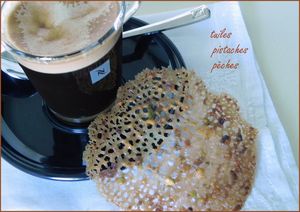 TUILES_PECHES_PISTACHES