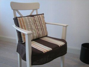coussins_chocolat___fauteuil_006