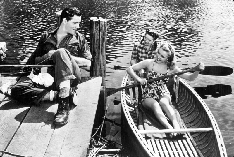 1947-Scudda_Hoo-MM-scene02-cut-MM_with_robert_karnes-Colleen_Townsend-1c