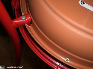 Chaise bistrot - Detail fixation