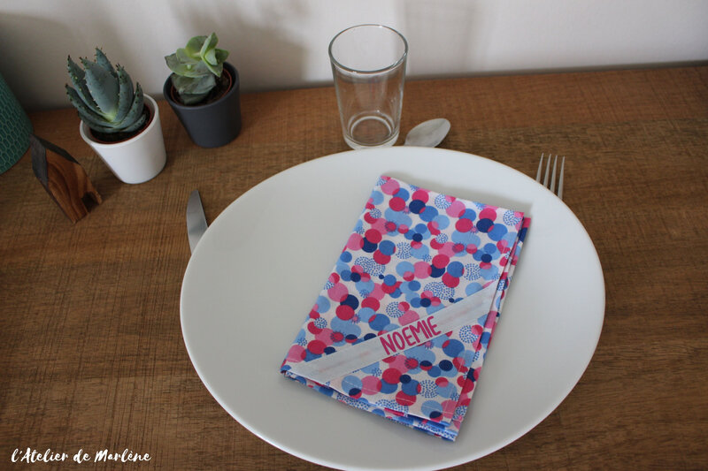 serviette de table enfant fille rose et bleu lavable