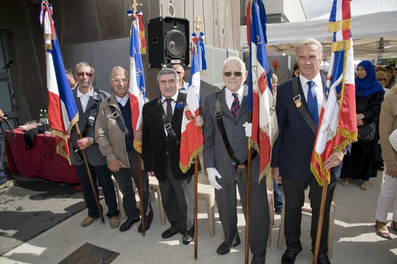 les porte-drapeaux