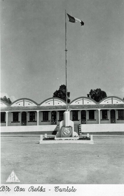 Le drapeau - Camp général Brosset