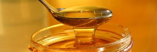 miel-gommage-exfoliant-pour-le-corps-recette-maison