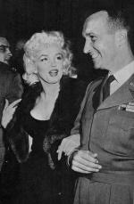 1955-04-26-ny-waldorf_astoria-Newspaper_Public_Convention-with_captain-1