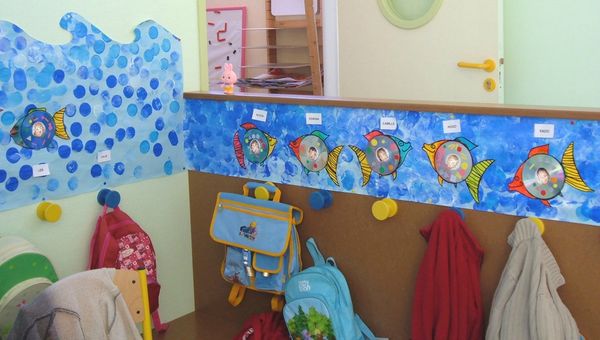 78_Pâques_Plouf et Ploufette (vestiaire2)