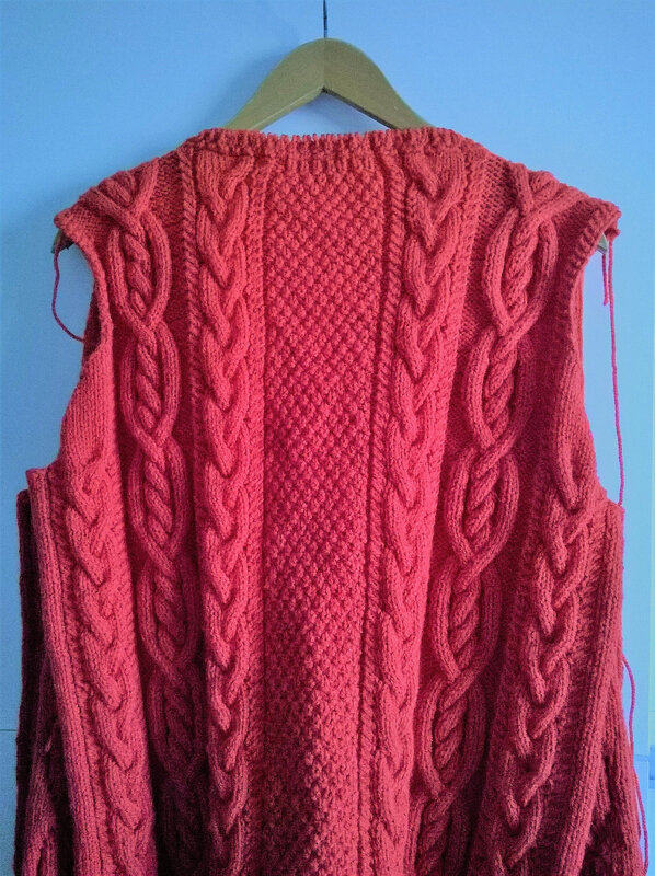 veste capuche Doriane capuche en cours (3)