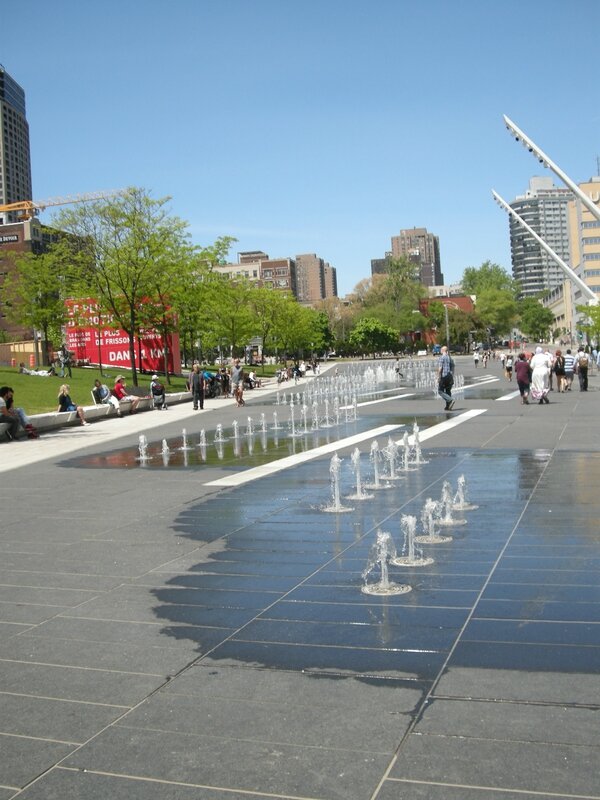 20140601_mtl_place_des_arts