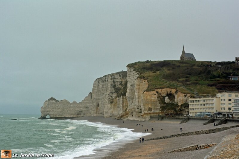 Etretat - La Chapelle ND de la Garde